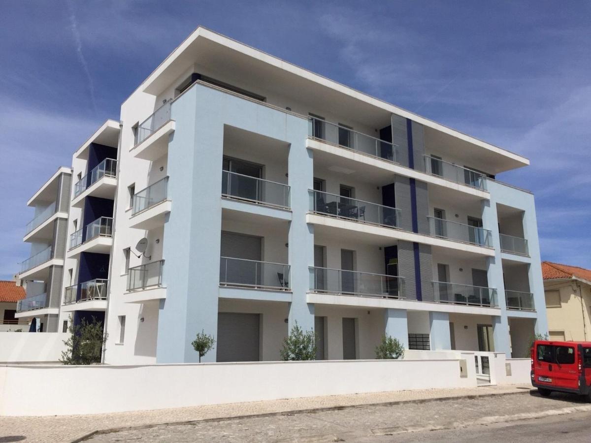 Beautiful Apartment In S O Martinho Do Porto With Balcony São Martinho do Porto Dış mekan fotoğraf
